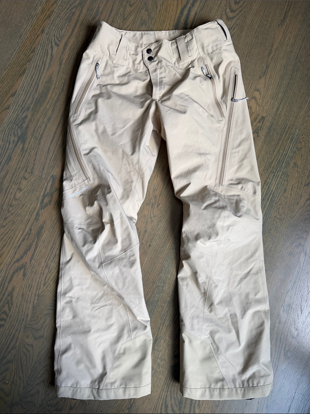 Patagonia Light Beige Cargo snow pants
